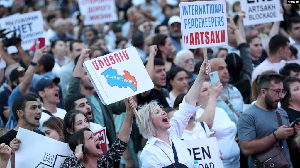 Un fonctionnaire de Stepanakert « divulgue » les propositions de Lavrov sur le Karabakh quelques heures avant la discussion à l&rsquo;ONU