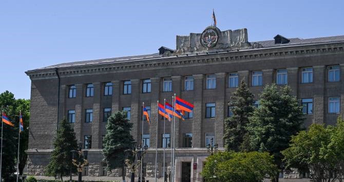 La résidence du Président de l’Artsakh a fait l’objet d’une attaque armée : 2 personnes en état d’ébriété ont été arrêtées