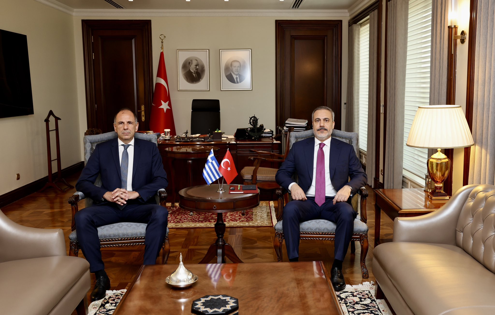 Ankara et Athènes saluent une « nouvelle ère » dans leur relation