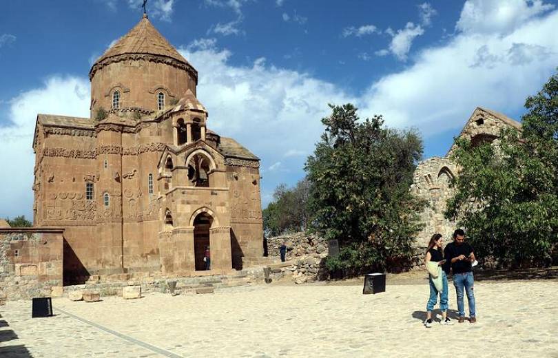 Les préparatifs pour la 11e messe annuelle qui aura lieu cette année dans l&rsquo;église Sainte-Croix d&rsquo;Akhtamar ont commencé