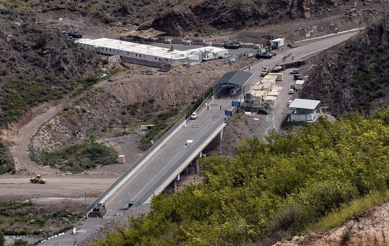 Les autorités de l’Artsakh ont accepté la proposition d’ouvrir simultanément le corridor de Latchine et la route d&rsquo;Aghdam