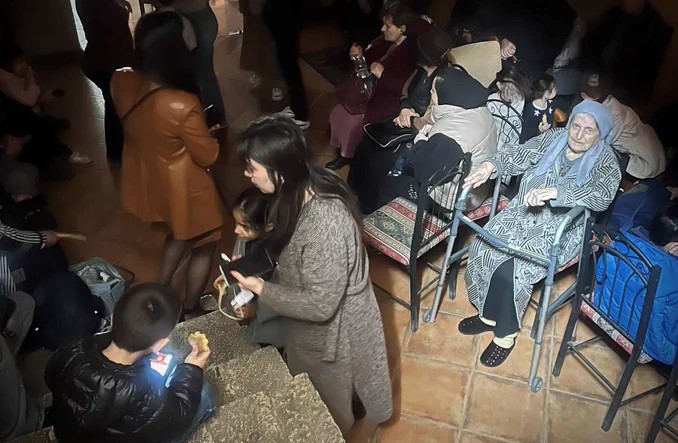 Les tirs continuent, la population est pour la plupart dans les sous-sols : un employé de la radio publique d&rsquo;Artsakh à propos de la situation