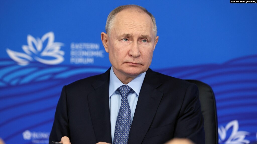 Poutine défend les forces de maintien de la paix russes au Karabakh