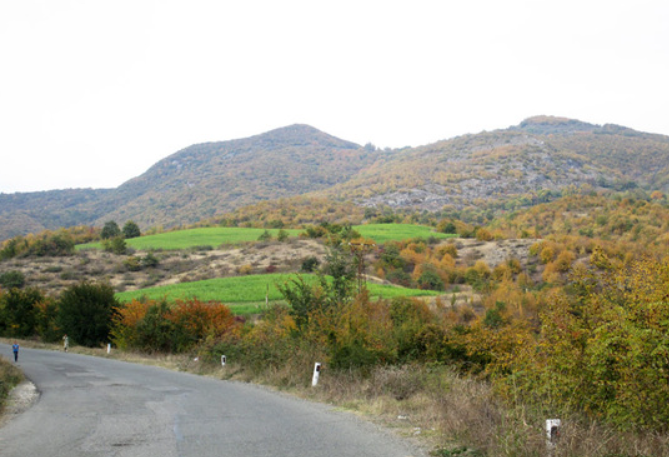 3 civils sur 5 tués par les Azéris dans le village de Sarnaghbyur en Artsakh sont des enfants