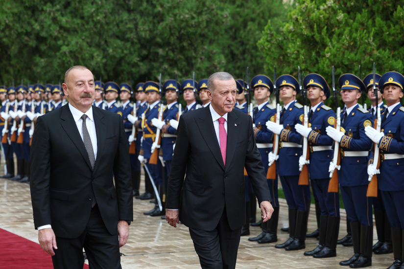 Le président azerbaïdjanais promet que les droits des Arméniens du Nagorny  Karabakh « seront garantis »