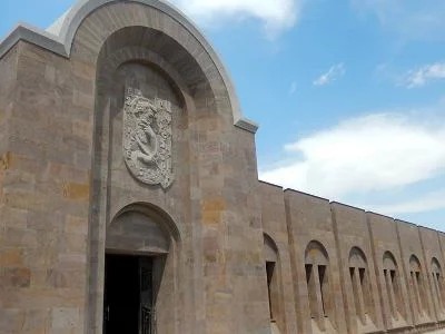 Les documents de l&rsquo;Artsakh et les livres anciens ont été déplacés vers le Matenadaran Seules des copies de manuscrits se trouvent à Gandzasar