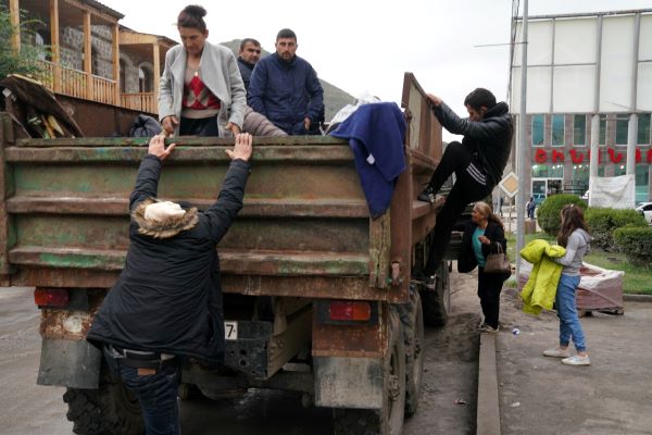 Dissolution du Nagorny Karabakh, territoire déserté par les Arméniens