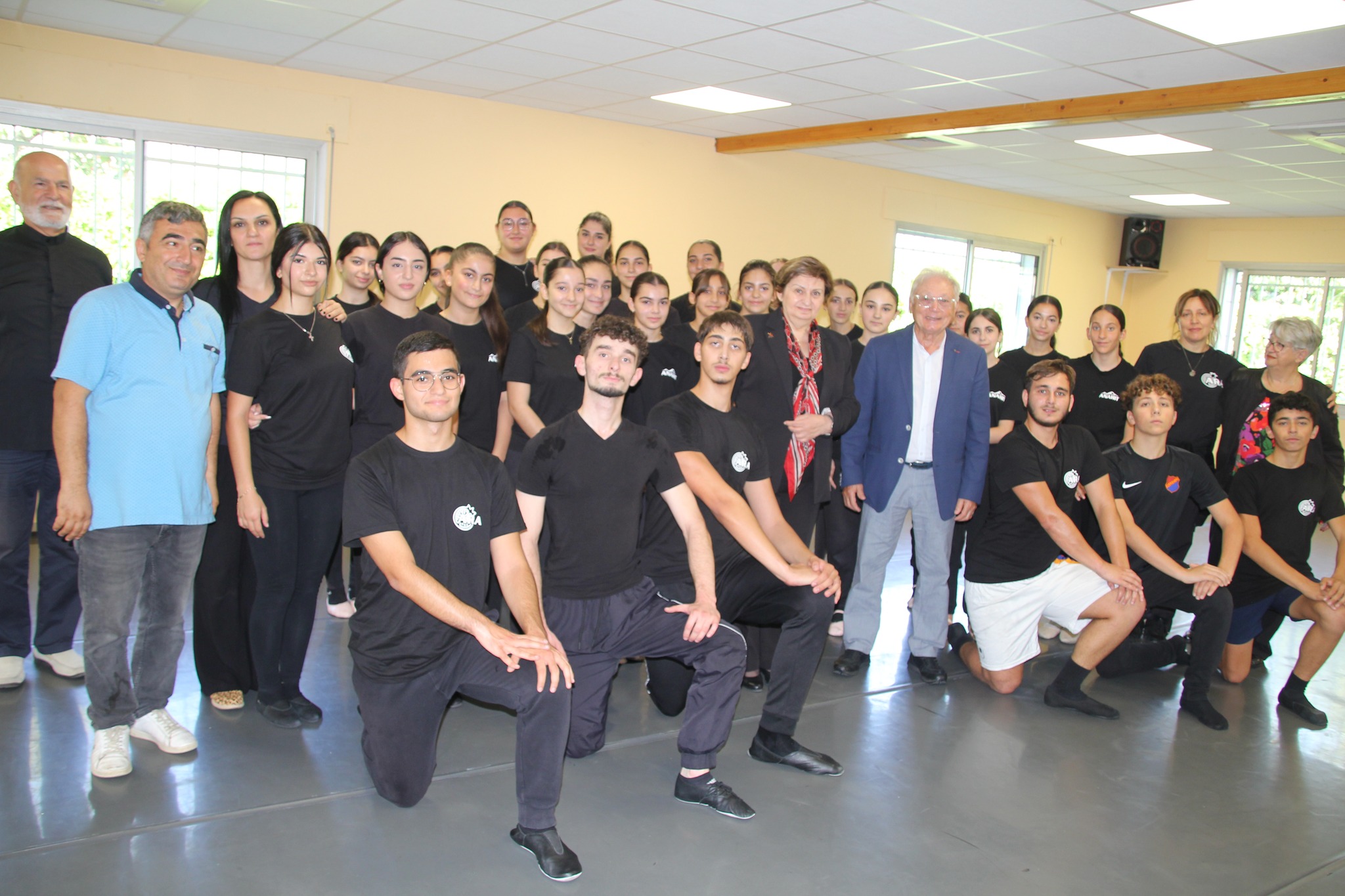 La consule d&rsquo;Arménie à Lyon en visite aux associations arméniennes à Bourg-Lès-Valence et Valence