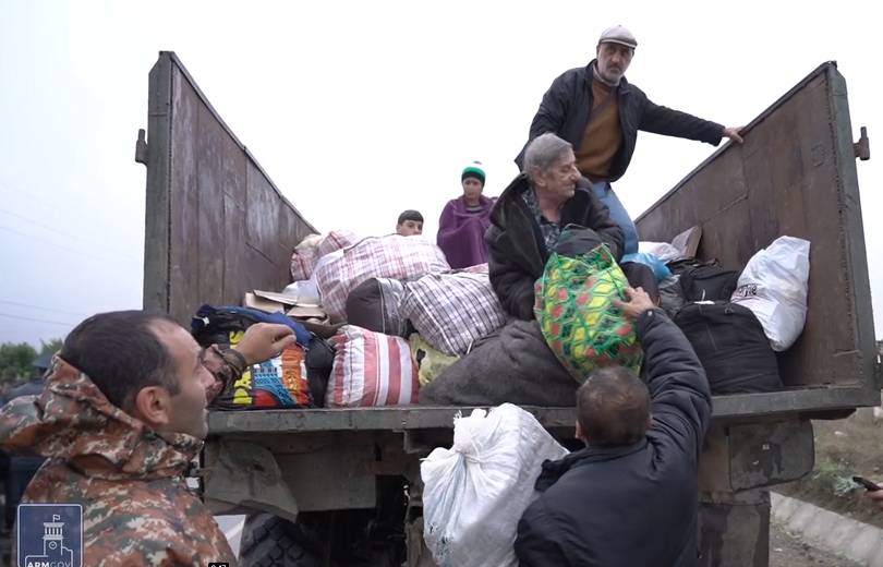 A 18h00, 100 480 personnes déplacées de force du Haut-Karabagh se trouvaient déjà en Arménie