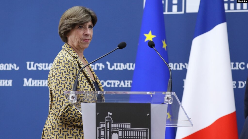 La France annonce des livraisons d’armes à l’Arménie