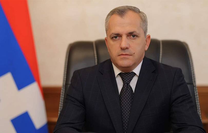 Le président du Haut-Karabakh, Samvel Shahramanyan, est en Arménie