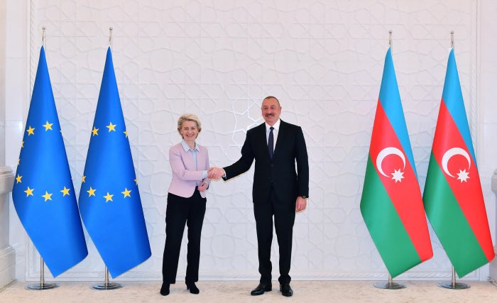 Le CCAF dénonce la venue d&rsquo;Ursula von der Leyen au campus de Renaissance