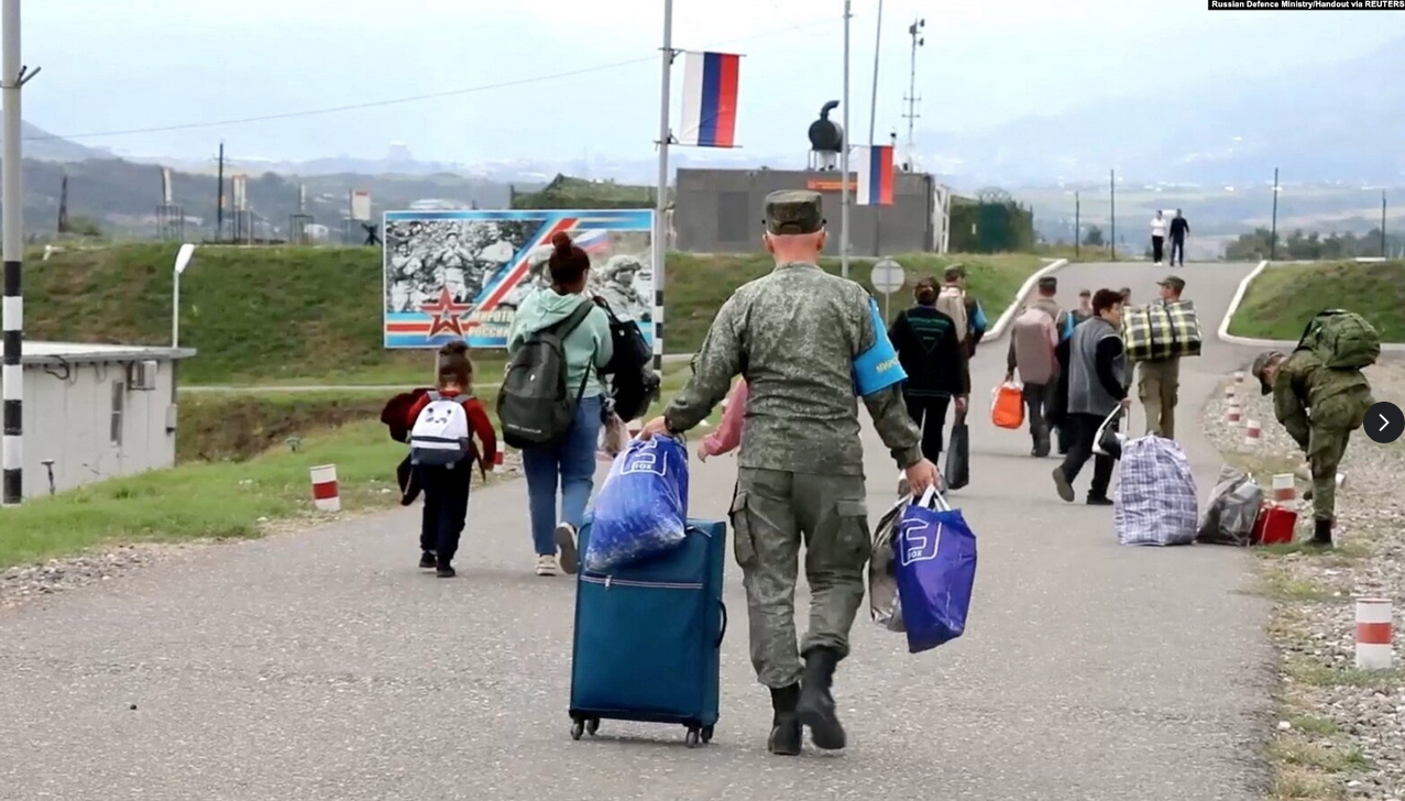 Les soldats russes ont démantelé leurs postes  d&rsquo;observation sur le front