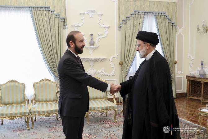Le chef de la diplomatie arménienne Ararat Mirzoyan a rencontré le président iranien Ebrahim Raïssi à Téhéran
