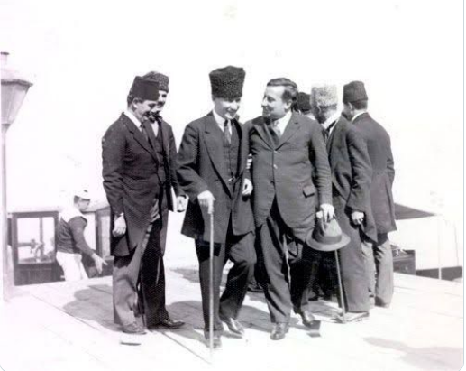 Cette « République » de Turquie fondée sur le sang des peuples