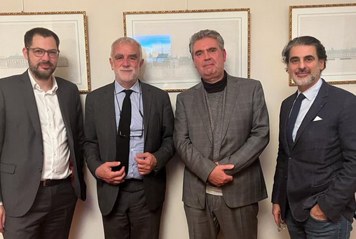 Rencontre ce soir à la Maison du Barreau avec Luis Moreno Ocampo, premier procureur de la @CourPenaleInt  pour échanger sur les crimes commis par la dictature Aliyev 🇦🇿 en #Arstakh