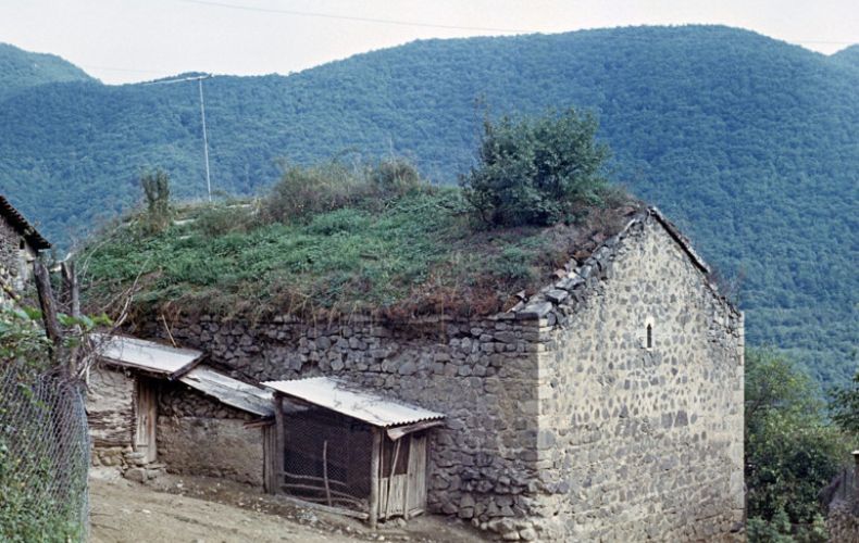 L&rsquo;Azerbaïdjan a détruit une église arménienne dans la région occupée de Hadrout en Artsakh affirme Caucasus Heritage Watch