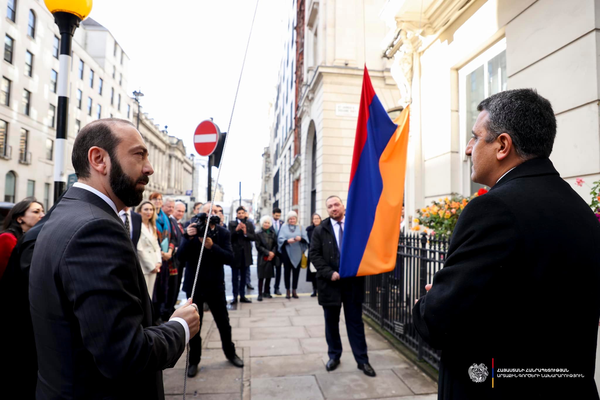 Le nouveau bâtiment de l&rsquo;ambassade d’Arménie à Londres a été inauguré en présence du chef de la diplomatie arménienne