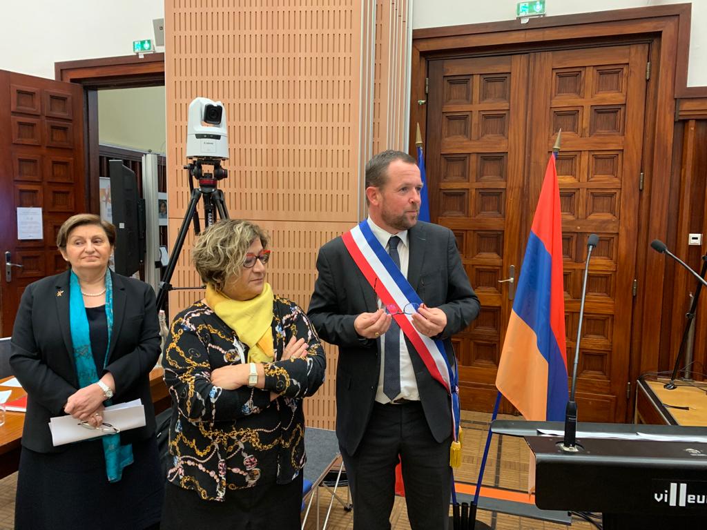 Villeurbanne parraine le prisonnier de guerre Arménien Haykaz Hovhannisyan détenu illégalement par l’Azerbaïdjan