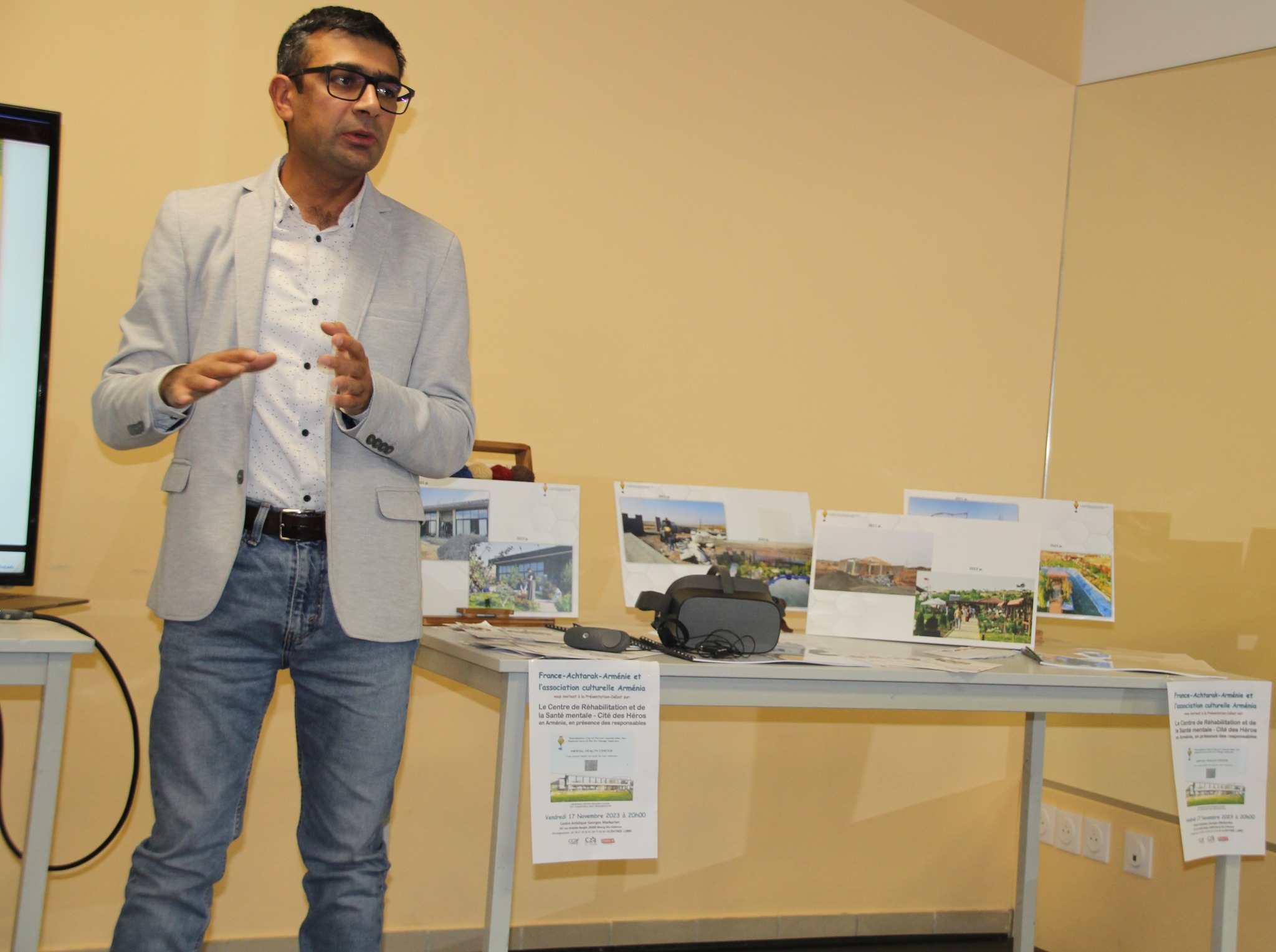 Soirée de présentation à Bourg-Lès-Valence de la Cité de réhabilitation et de santé mentale des Héros en Arménie