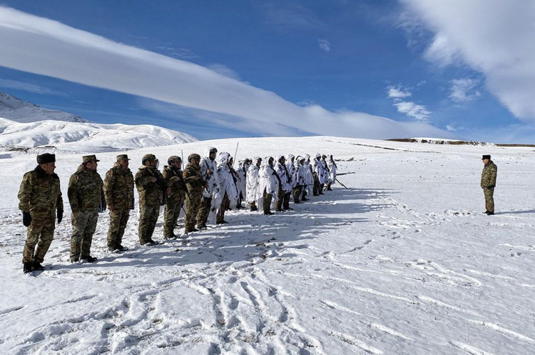 Le vice-ministre de la Défense de l&rsquo;Azerbaïdjan a visité les unités militaires près de la frontière avec l&rsquo;Arménie