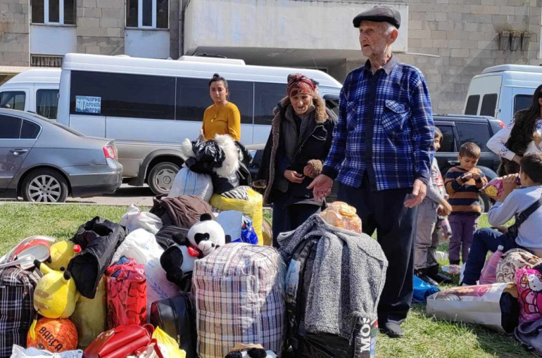 100 000 drams ont été versés en Arménie à 109 000 personnes déplacées du Haut-Karabagh
