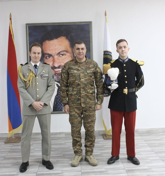 Retour en France de notre cadet de Saint-Cyr