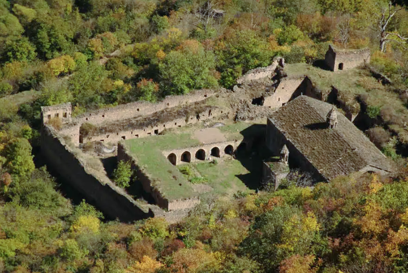 L&rsquo;UNESCO soutient la numérisation laser tridimensionnelle et la numérisation des complexes monastiques de Tatev et Mets Anapat
