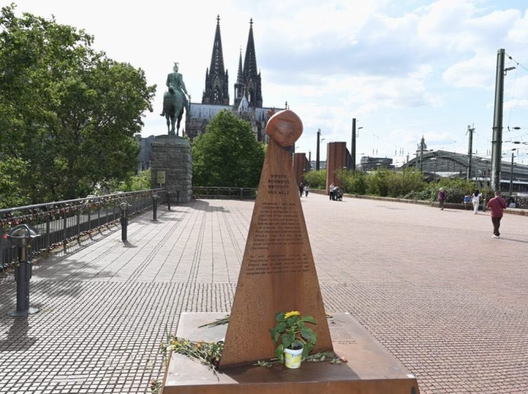 Quand Cologne cède aux Turcs du Milli Gorus