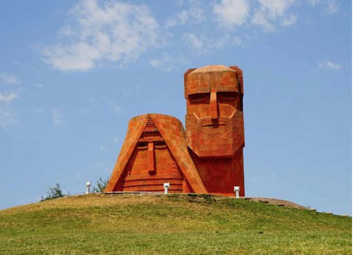 Les autorités arméniennes mènent un « travail intensif » pour préserver le patrimoine culturel du Haut-Karabakh