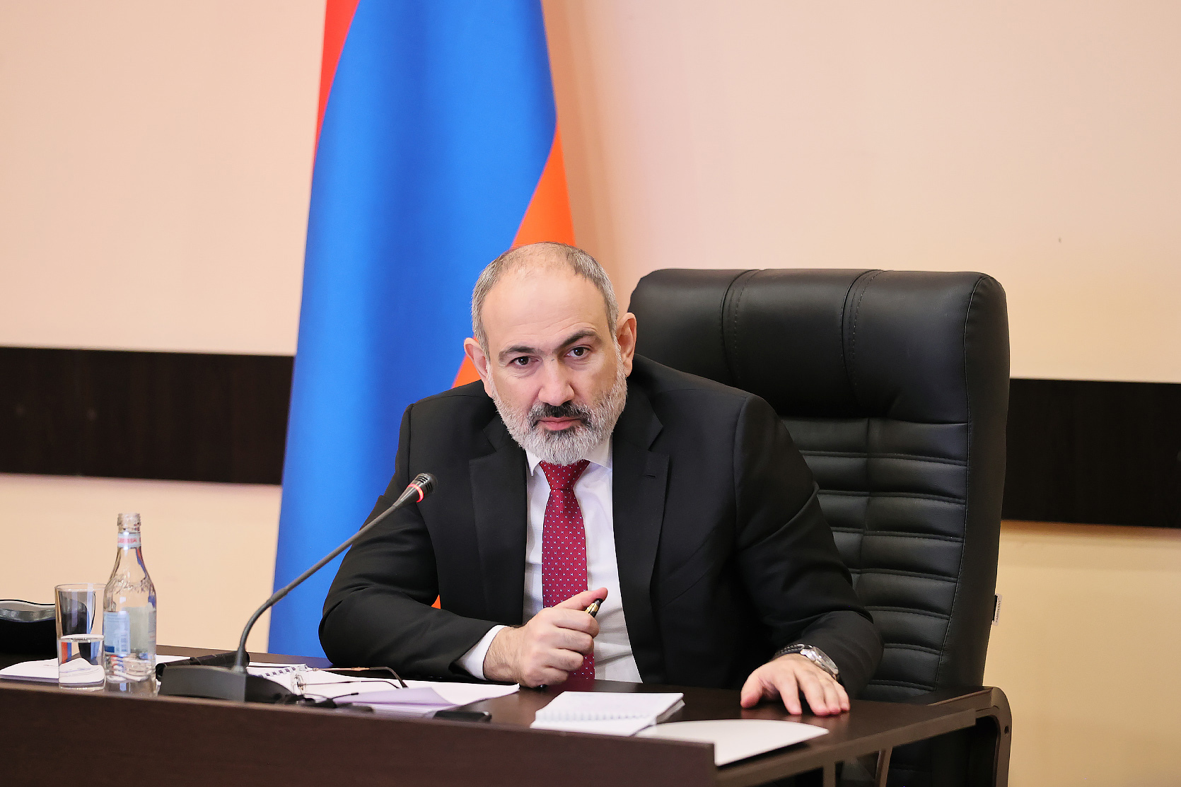 L’Arménie prête à renoncer officiellement à toute revendication sur l’Azerbaïdjan, déclare Pachinian