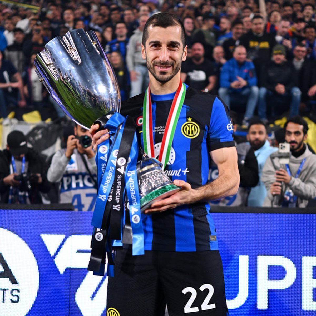 Mkhitaryan et Martinez ont reçu les meilleures notes lors de la Supercoupe d’Italie gagnée par l’Inter Milan