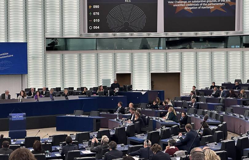 La délégation de l&rsquo;Azerbaïdjan a été expulsée de l&rsquo;APCE pour au moins un an. Il a été décidé de ne pas valider les pouvoirs de la délégation