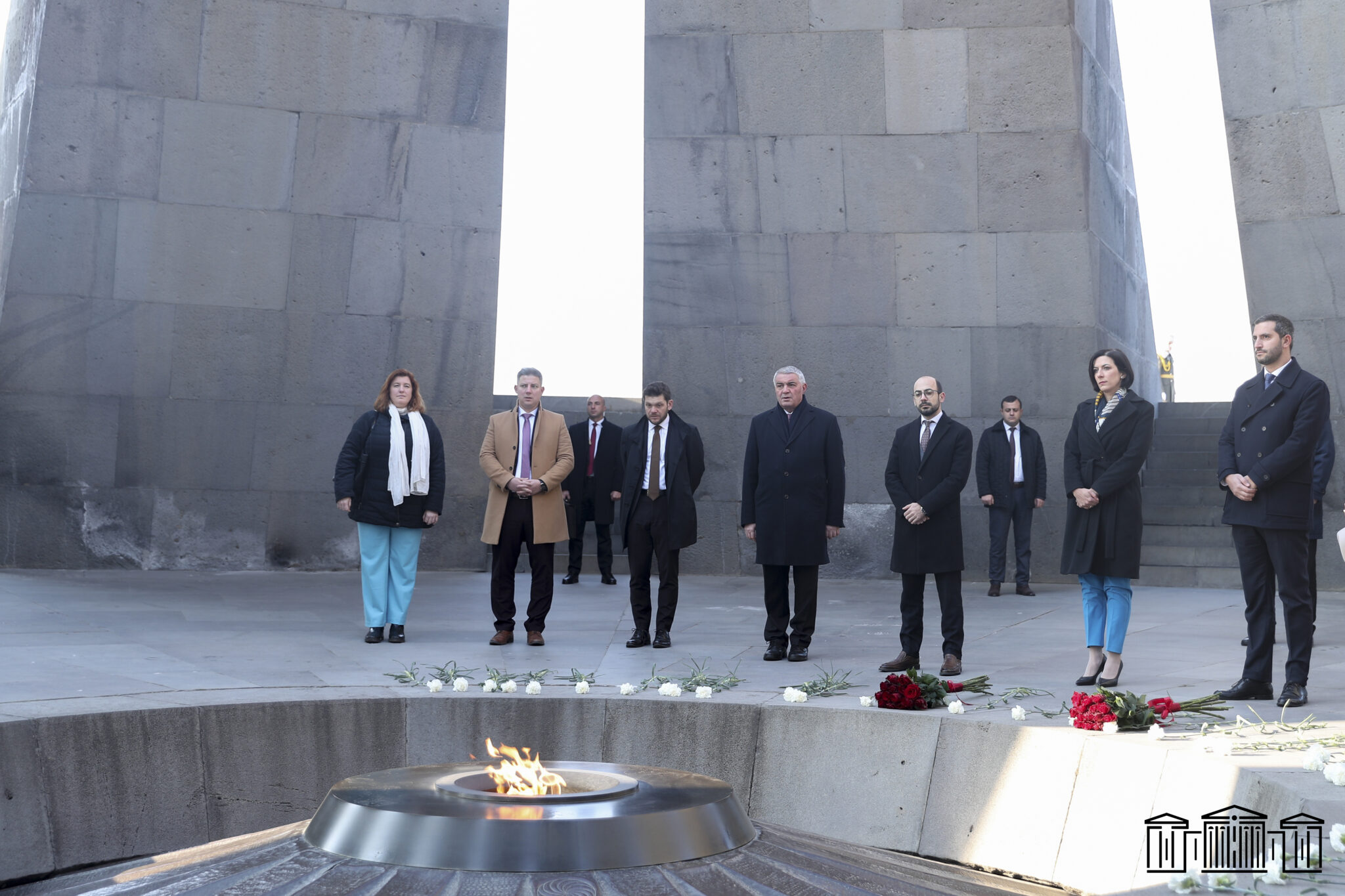 La présidente de la Chambre des députés du Parlement tchèque a visité à Erévan le Mémorial de Tsitsernakaberd