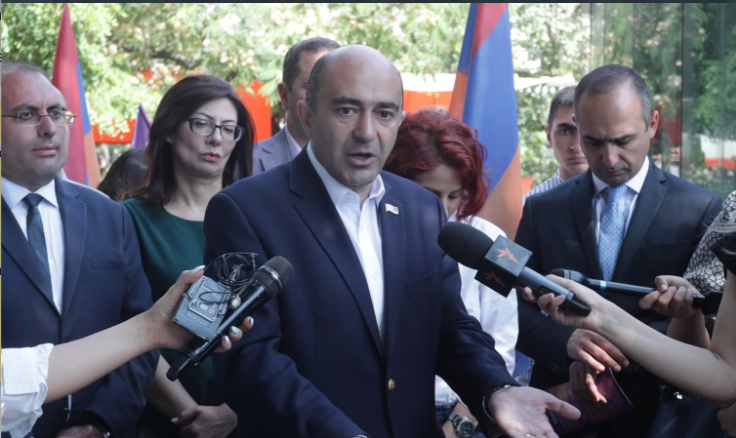 Un responsable arménien rejette la « nouvelle condition préalable » d&rsquo;Aliyev pour la paix