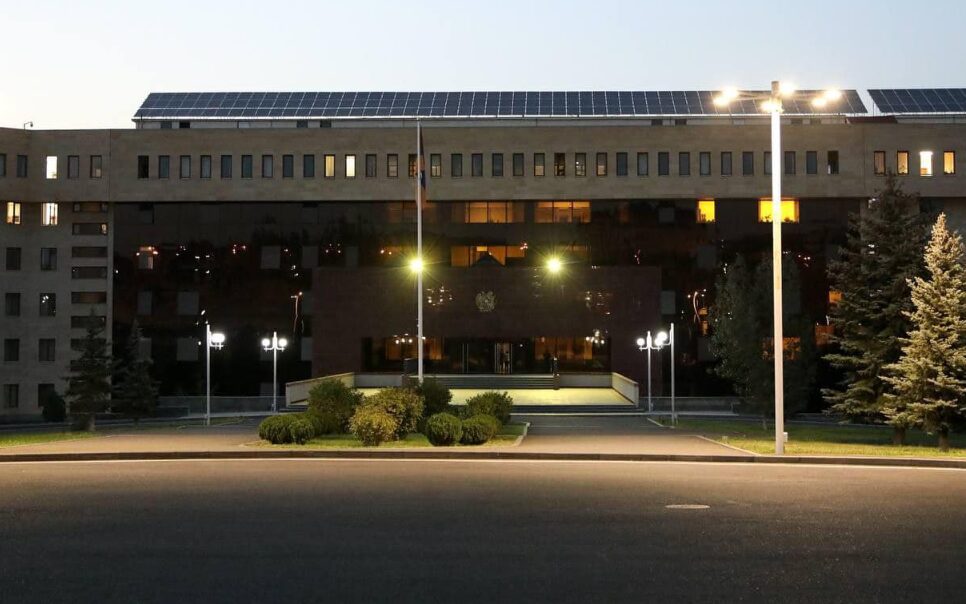 Un militaire Arménien est décédé des suites d&rsquo;un incendie qui s&rsquo;est déclaré dans une cabine située à côté de l&rsquo;abri du poste de combat