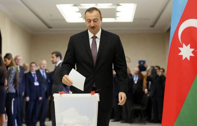 Selon un sondage provisoire Aliev remporte les élections présidentielles avec 93,9% des voix