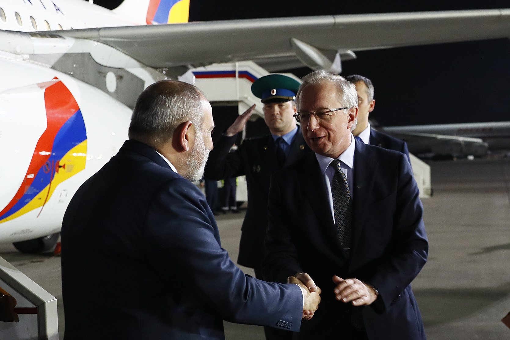 La Russie rappelle une fois encore l’Arménie à la table des négociations avec l’Azerbaïdjan sous son égide