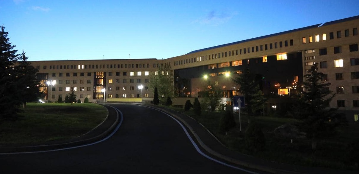 L&rsquo;information selon laquelle les gardes arméniens auraient ouvert le feu dans la section Kapan-Zangelan fait l&rsquo;objet d&rsquo;une enquête affirme le Ministère de la Défense