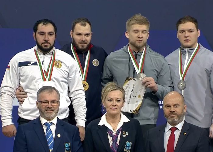 L&rsquo;haltérophile Hakob Mkrtchyan (Arménie) est double champion d&rsquo;Europe des 96 kg, Davit Hovhannisyan (Arménie) est vice-champion d’Europe à Sofia