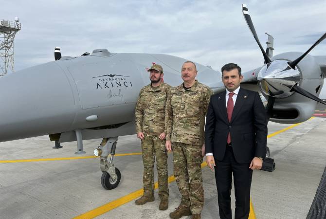 Dans un contexte de tensions avec l&rsquo;Arménie, l&rsquo;Azerbaïdjan achète du matériel militaire et des drones affirme Tigran Balayan dans Brussels Signal