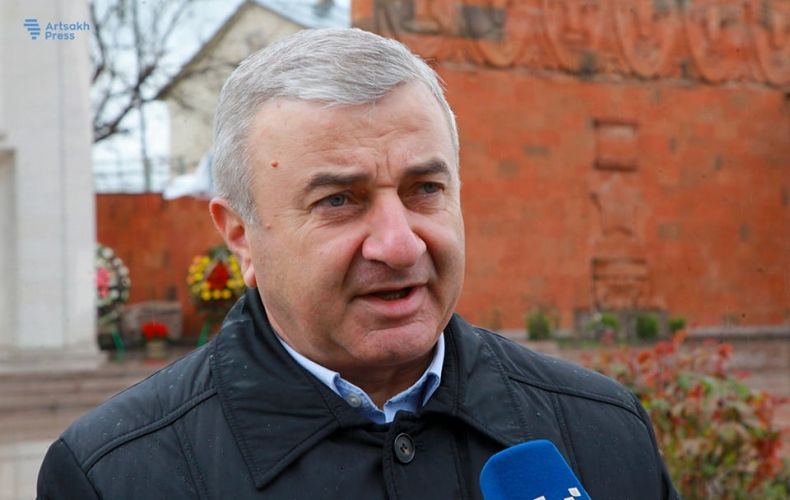 Tous les moyens possibles doivent être utilisés pour ramener le peuple d’Artsakh en Artsakh affirme Ashot Ghulyan