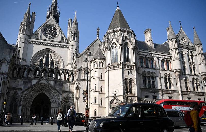 Le tribunal de Londres a saisi 22 propriétés d&rsquo;une valeur de 39 millions de livres sterling appartenant à un député azerbaïdjanais et à son épouse