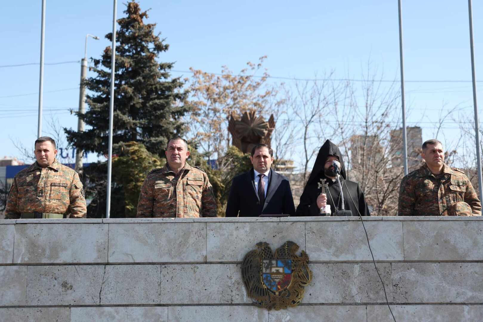 Les réformes sous la direction du nouveau directeur de l&rsquo;établissement d&rsquo;enseignement militaire se poursuivront affirme le ministre arménien de la Défense