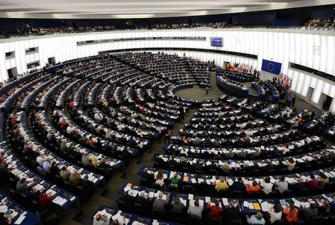 Le Parlement européen demande l&rsquo;arrêt des importations de pétrole et de gaz en provenance d&rsquo;Azerbaïdjan