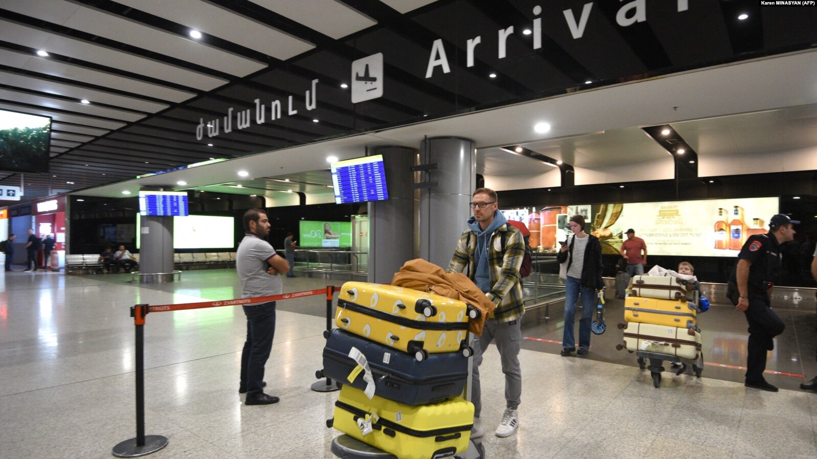 Les gardes-frontières russes doivent quitter l&rsquo;aéroport d&rsquo;Erevan dans les meilleurs délais