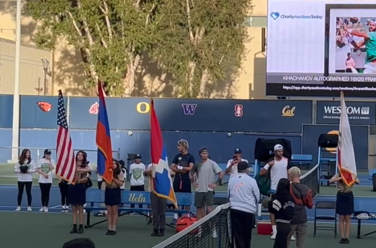 Khachanov et Rublev ont réalisé un match caritatif à Los Angeles, 100 000 dollars ont été collectés pour soutenir les familles déplacées de l&rsquo;Artsakh