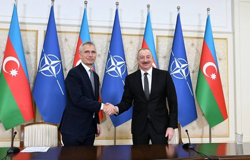 J&rsquo;appelle l&rsquo;Azerbaïdjan et l&rsquo;Arménie à profiter de l&rsquo;occasion pour établir une paix durable affirme Jens Stoltenberg à Bakou