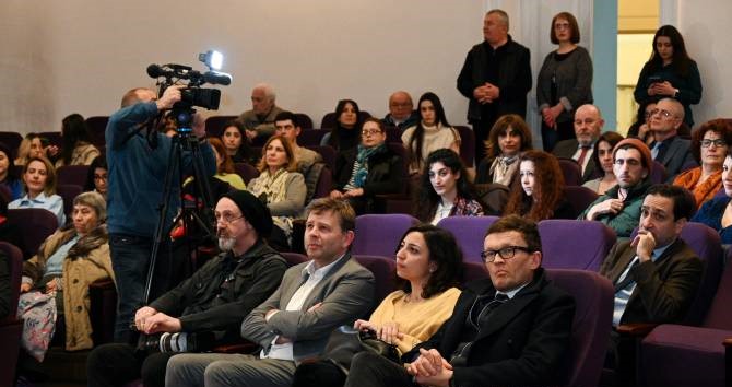 Les journalistes français Jean-Christophe Buisson et Sylvain Tesson continuent de présenter les questions concernant l&rsquo;Arménie et le Haut-Karabagh sur les plateformes internationales