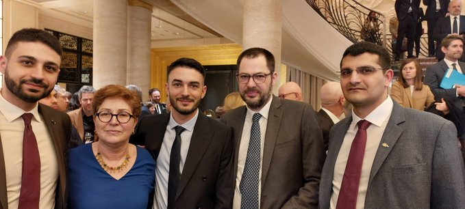 Le diner du CCAF : aussi un lieu de solidarité avec les combattants de la liberté